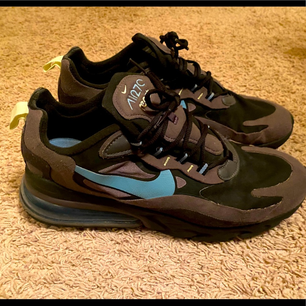 Rare Custom Nike Air 270 React Sneakers in Black/Gray/Light Blue